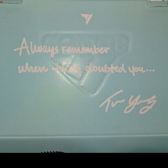 Adidas Trae Unlimited Basketball Sneakers, M 11/W 12, Blk/Blue/Grn, New in Box - Picture 10 of 10